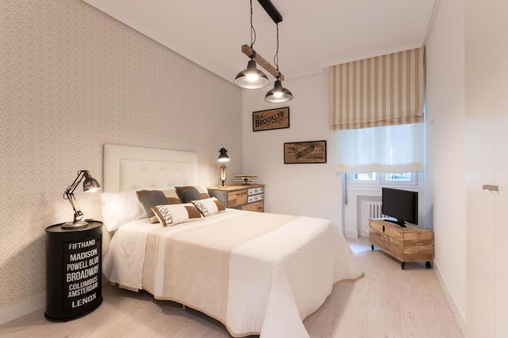 Apartamento Luxury Centro Bilbao Garaje Eksteriør billede